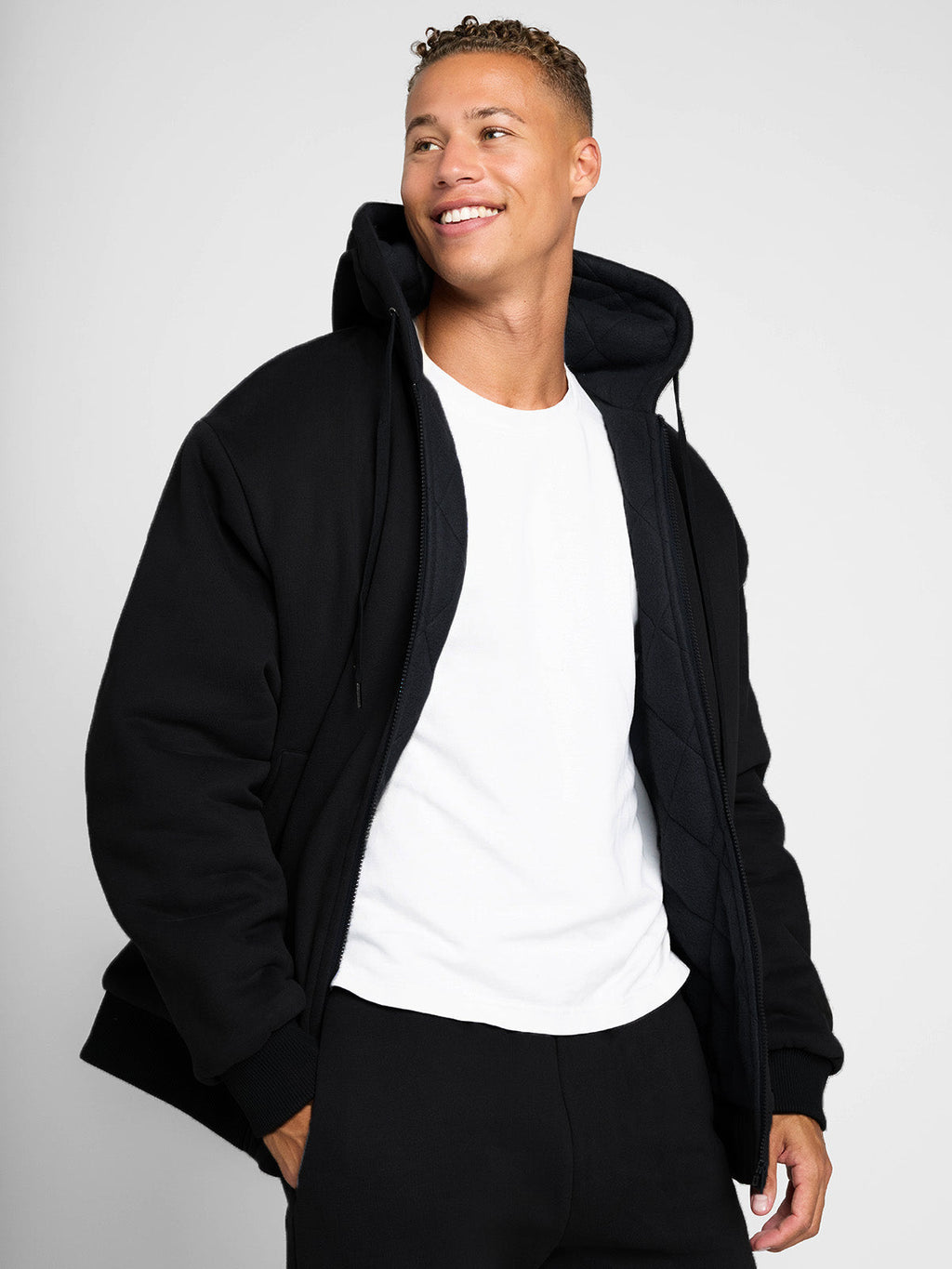 Onyx Black / M