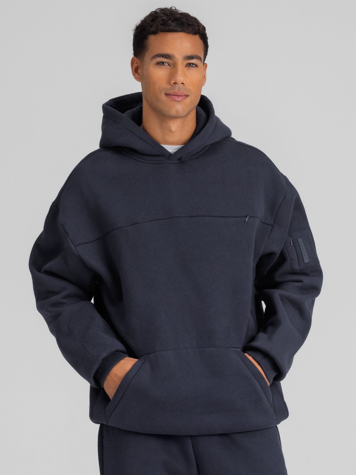 Navy / M