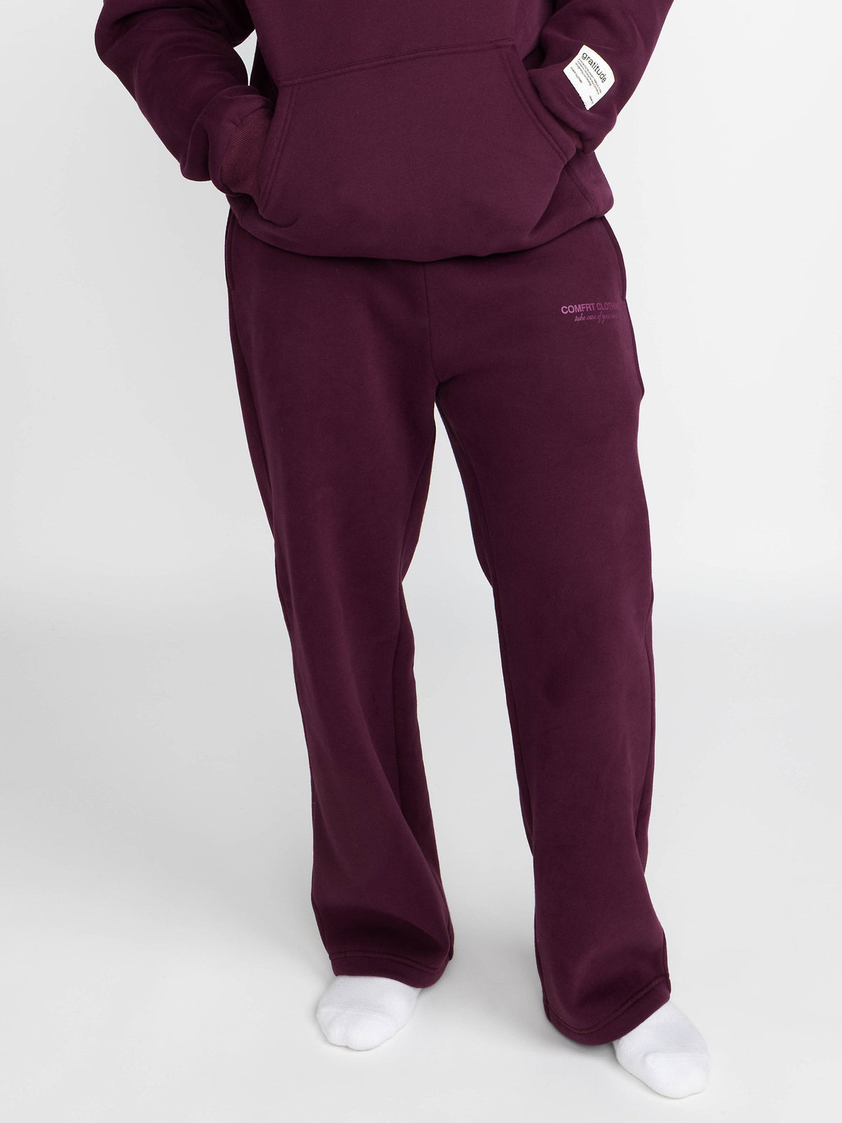 Plum / F