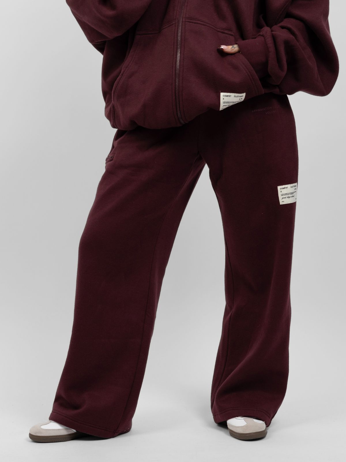 Maroon / F / Valen