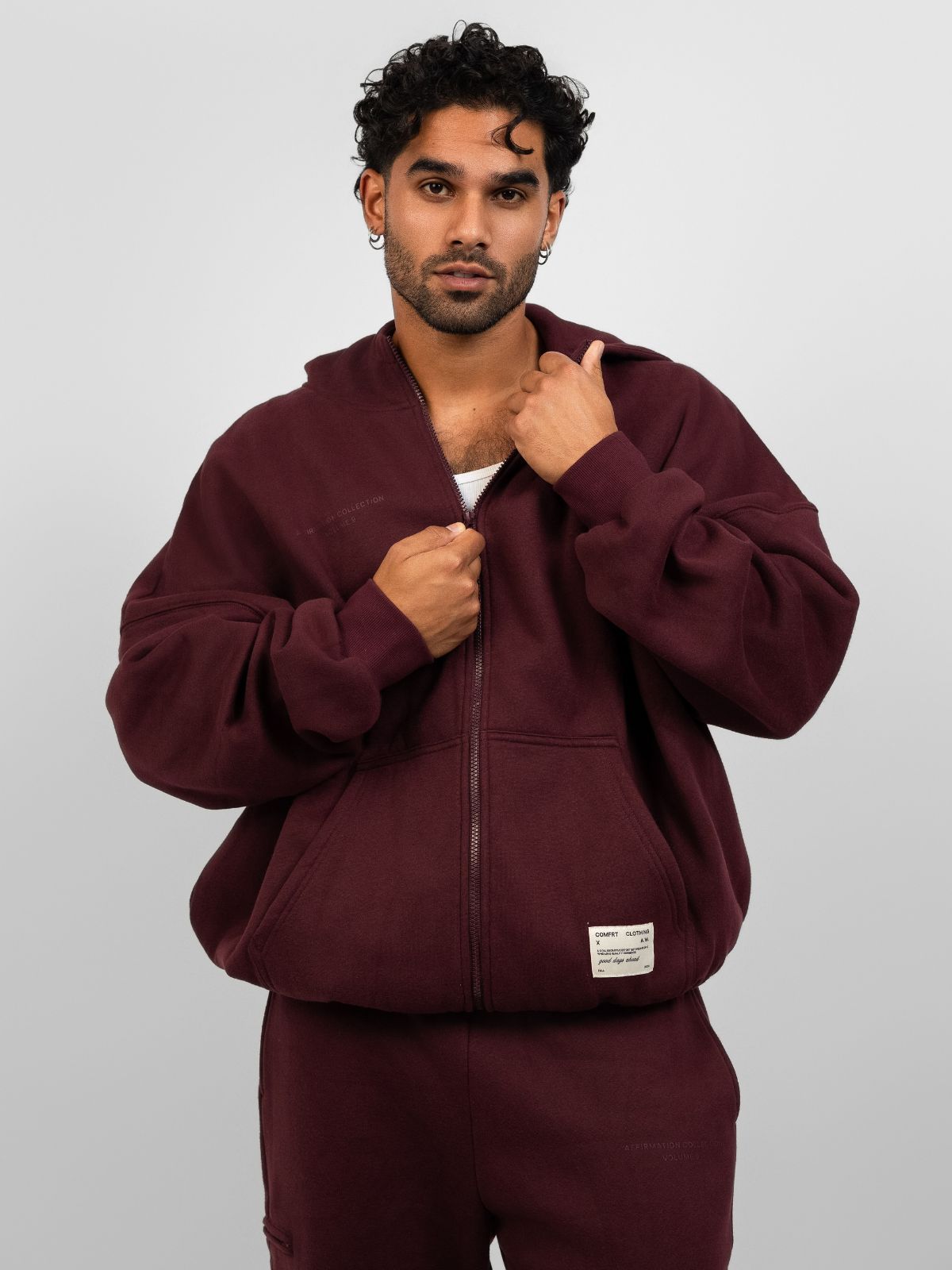 Maroon / M / Jared