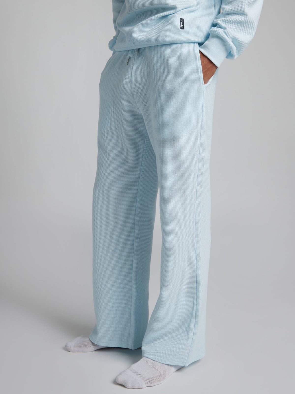 Powder Blue / M