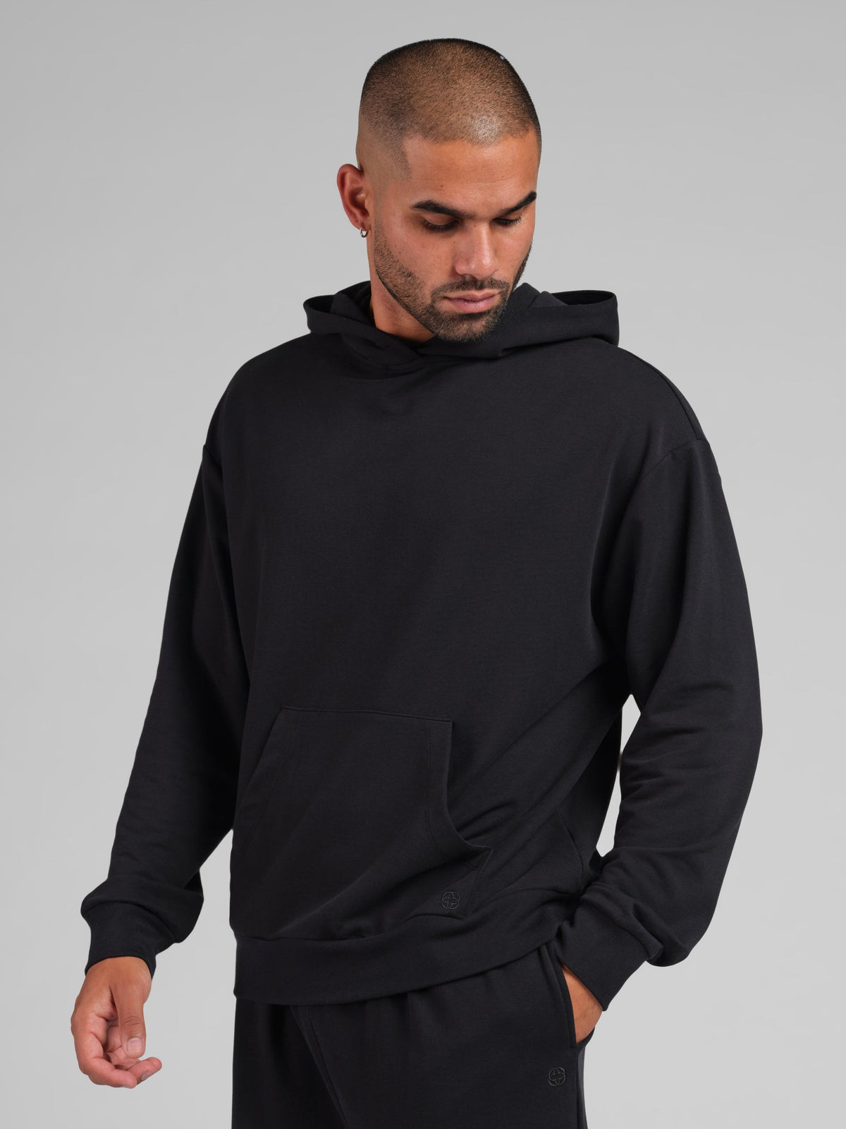Onyx Black / M