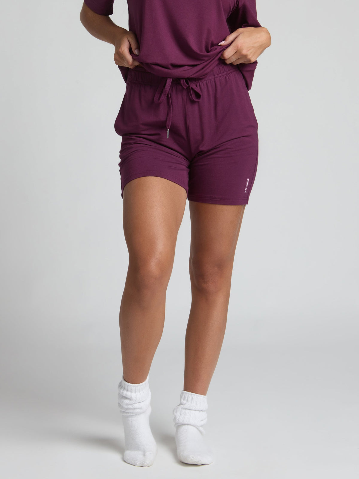 Plum / F