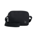CROSSBODY Tasche in black (Schwarz) als Studioaufnahme in Frontansicht.