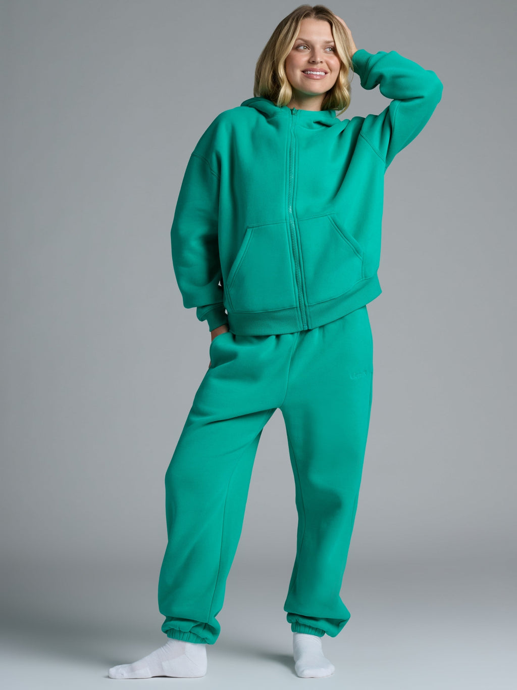 Basic Crop Zip Hoodie - Pre Order