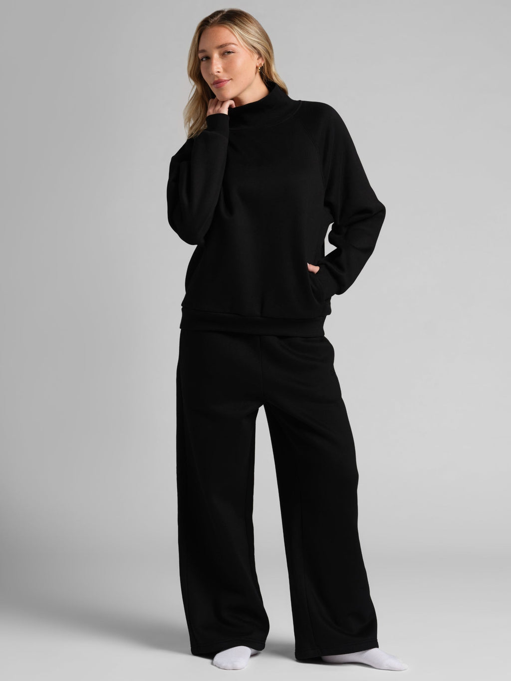Basic Mock Neck Sweatshirt