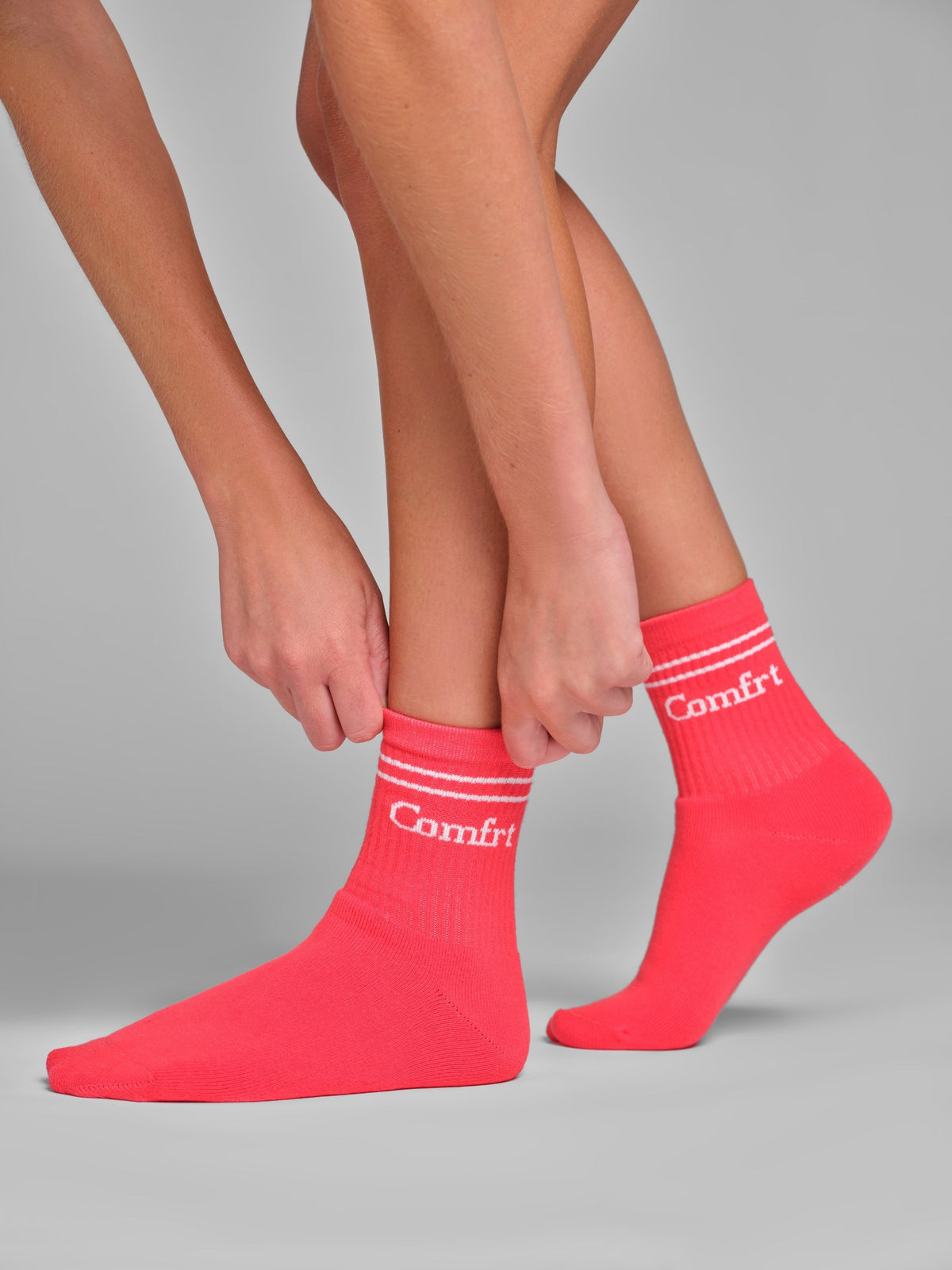 Stripe Trim Ankle Socks