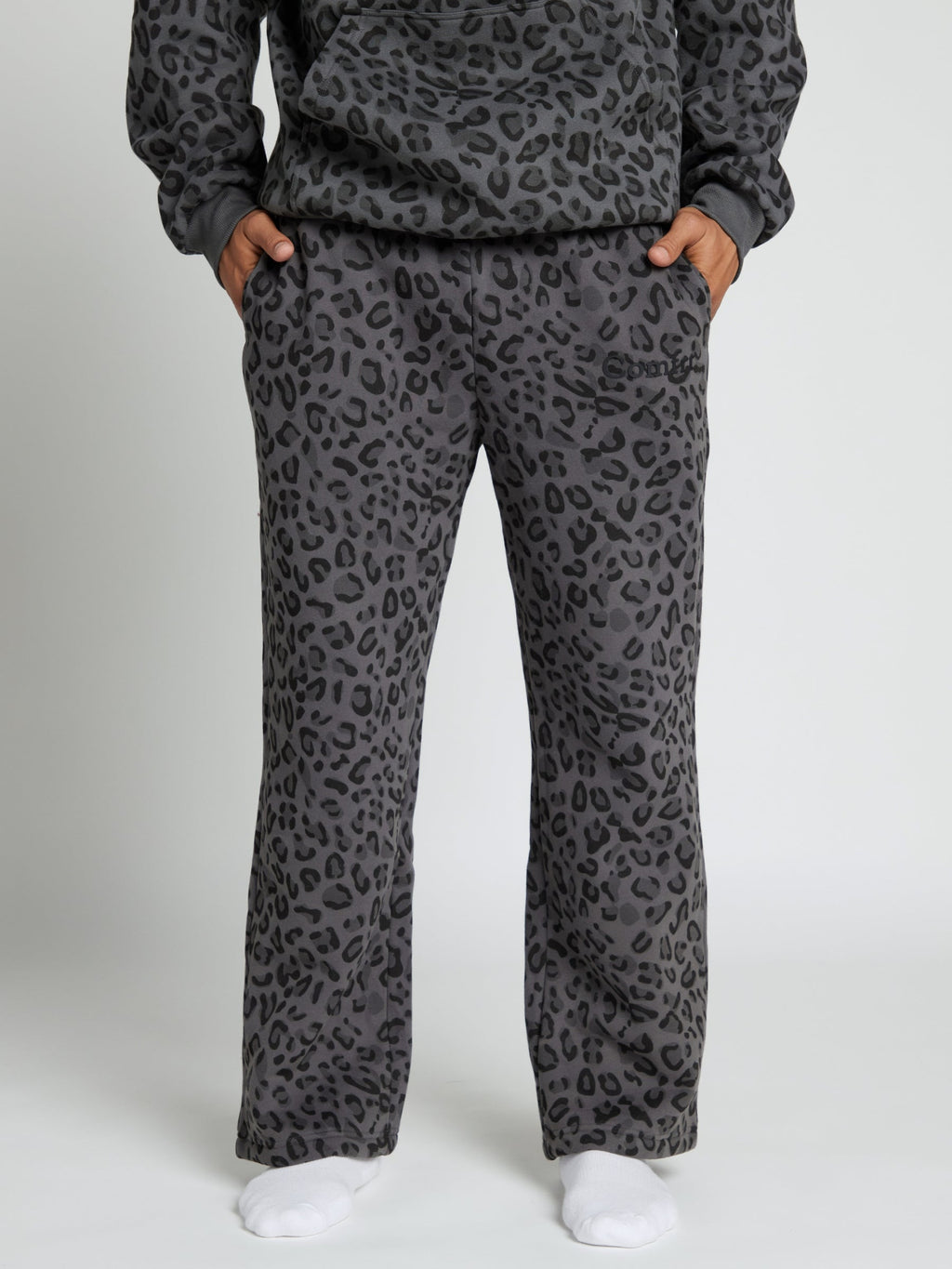 Minimalist Straight Leg Sweatpants - Pre-Order