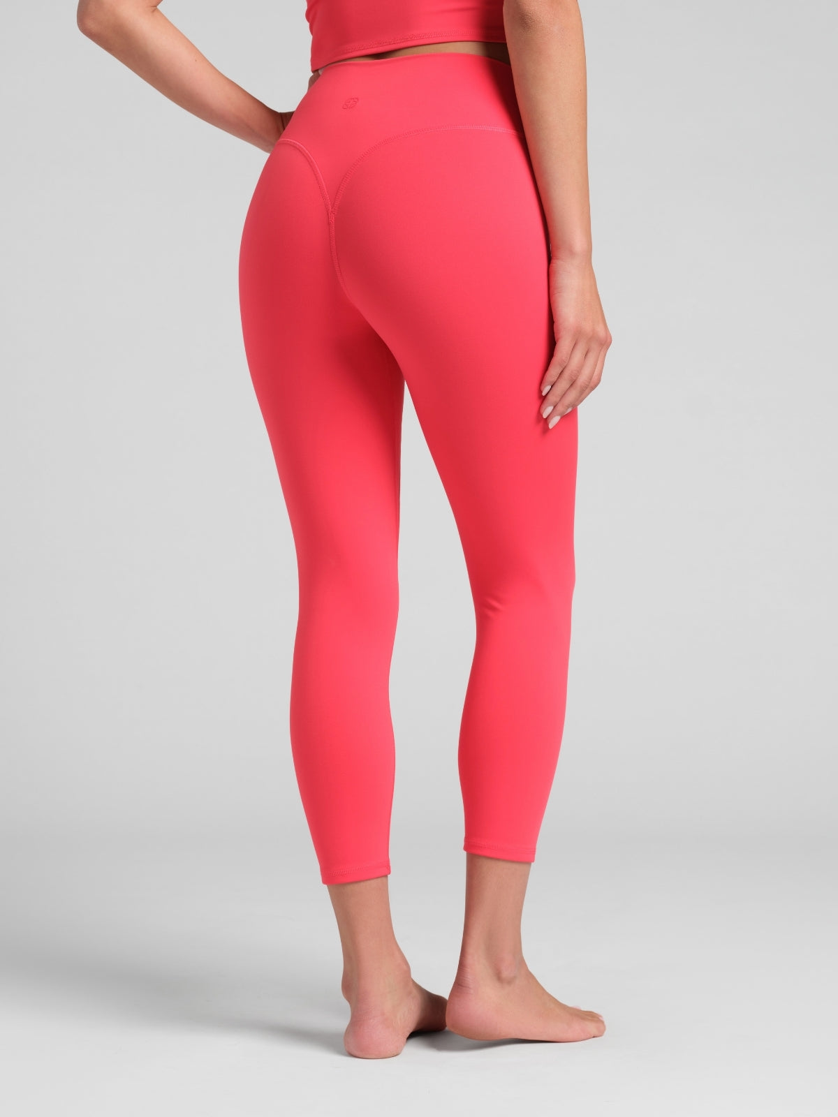 ComfrtCore™ 2.0 High-Waist Capri 21"