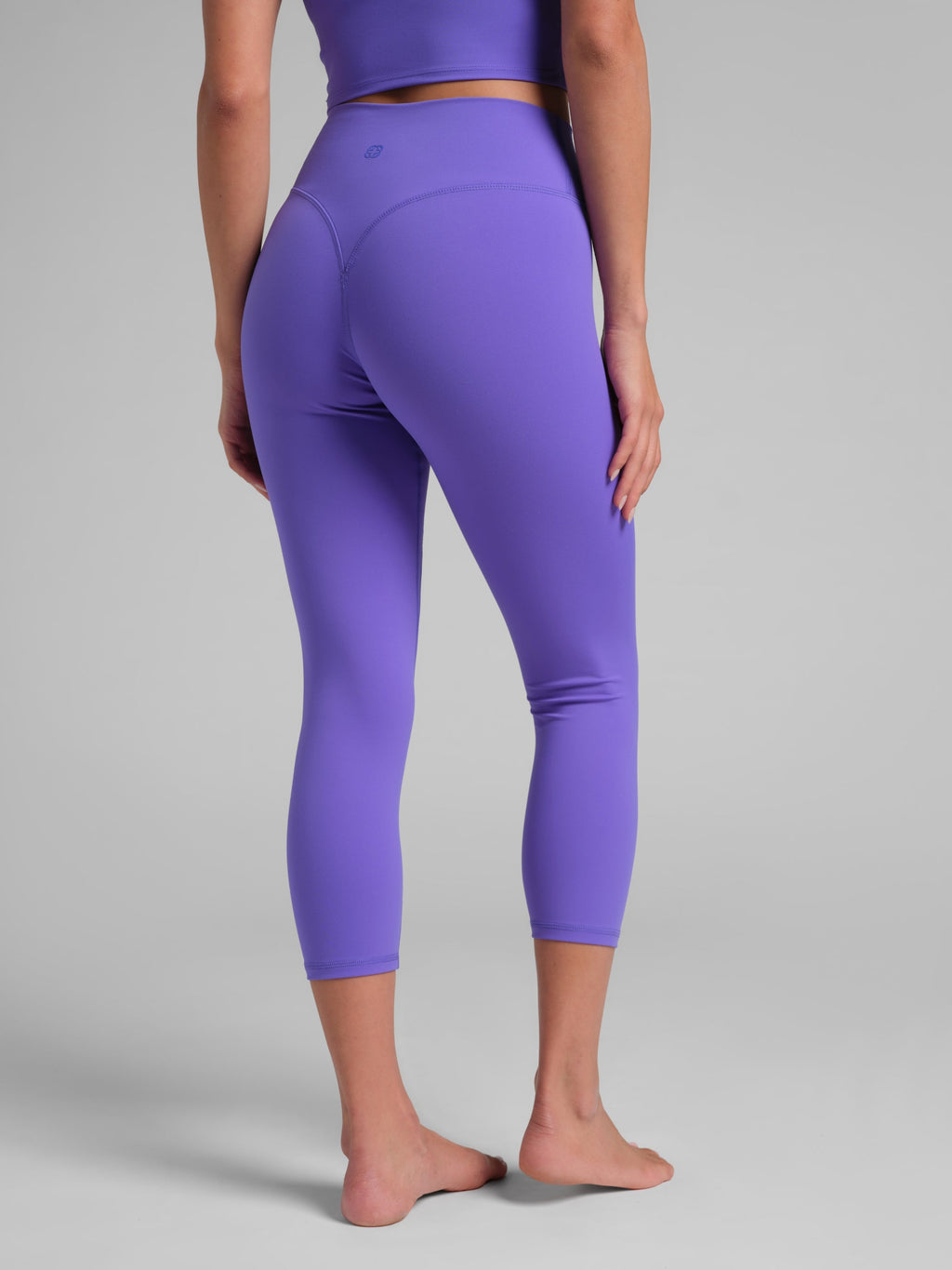 ComfrtCore™ 2.0 High-Waist Capri 21"