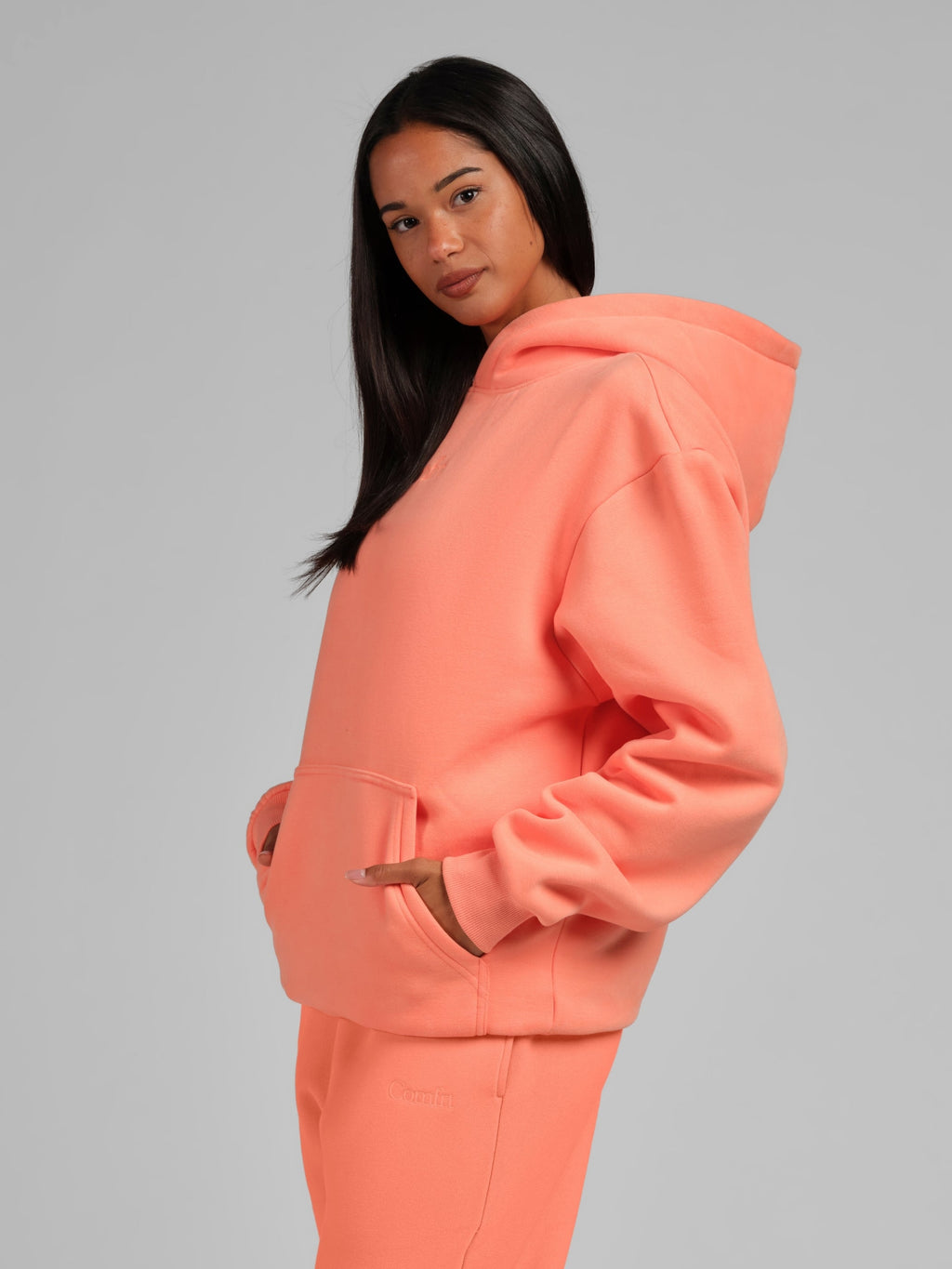 Signature Hoodie – Mega