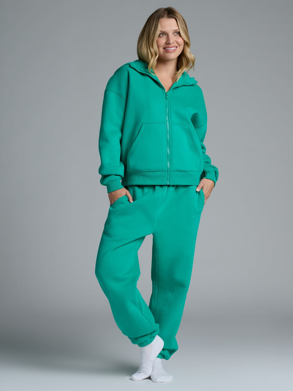 Basic Crop Zip Hoodie - Pre Order