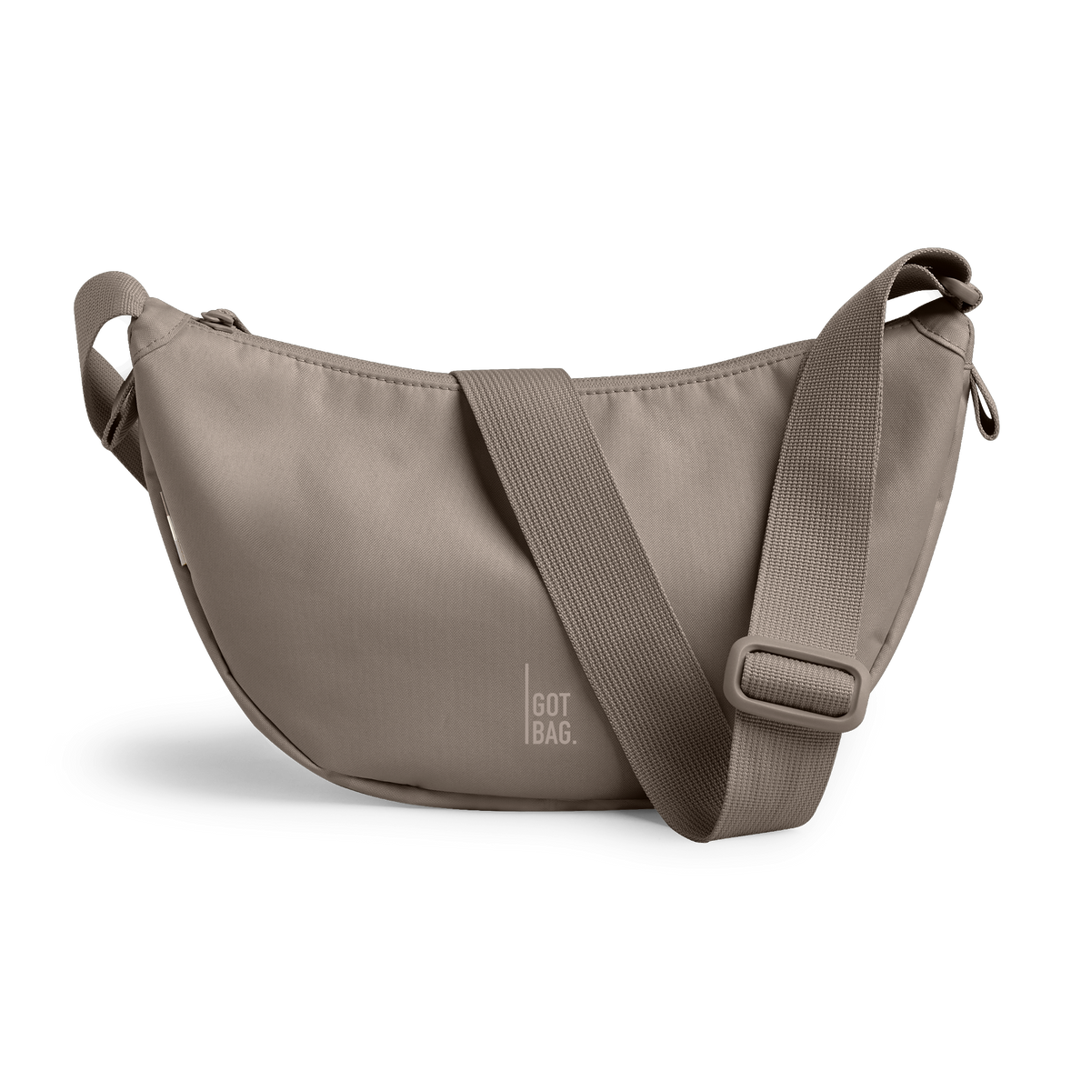 MOONBAGSMALLMONOCHROME Tasche in seal (dunkler Beigeton) als Studioaufnahme in Frontansicht.