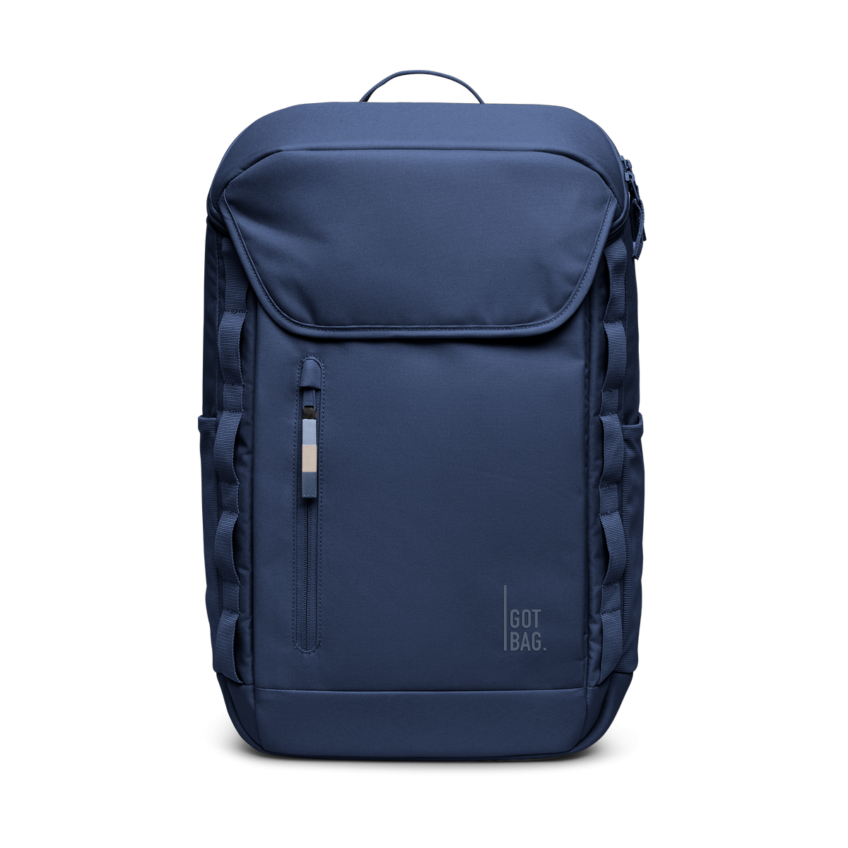 PROPACKMONOCHROME Rucksack in deep ocean (dunkles Marineblau) als Studioaufnahme in Frontansicht.