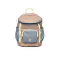 KIDS ADVENTURE DAYPACK Rucksack in sandbar (warmes Beige mit rötlichem Unterton) als Studioaufnahme in Frontansicht.