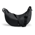 MOON BAG LARGE Tasche in black (Schwarz) als Studioaufnahme in Frontansicht.