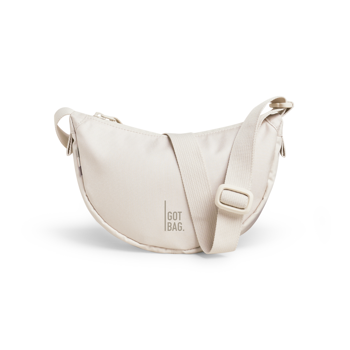 MOON BAG MINI Tasche in soft shell (warmes Cremeweiß) als Studioaufnahme in Frontansicht.