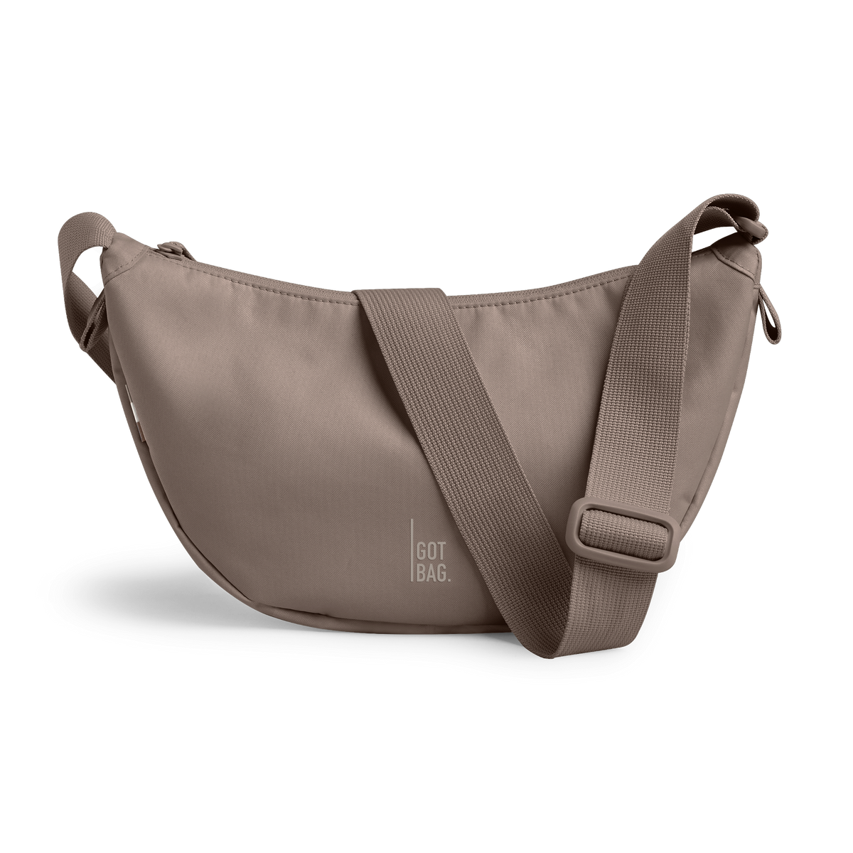 MOON BAG Tasche in oyster (klassisches Taupe-Braun) als Studioaufnahme in Frontansicht.