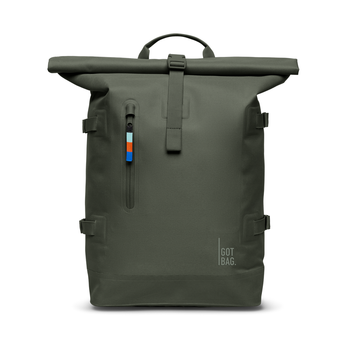 ROLLTOP 2.0 Rucksack in algae (Dunkelgrün mit Graustich) als Studioaufnahme in Frontansicht.