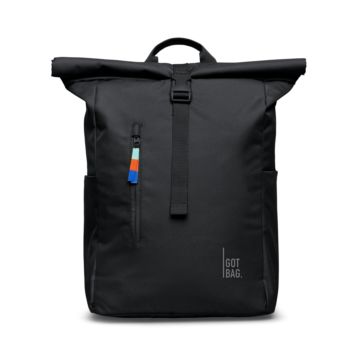 ROLLTOP EASY Rucksack in black (Schwarz) als Studioaufnahme in Frontansicht.