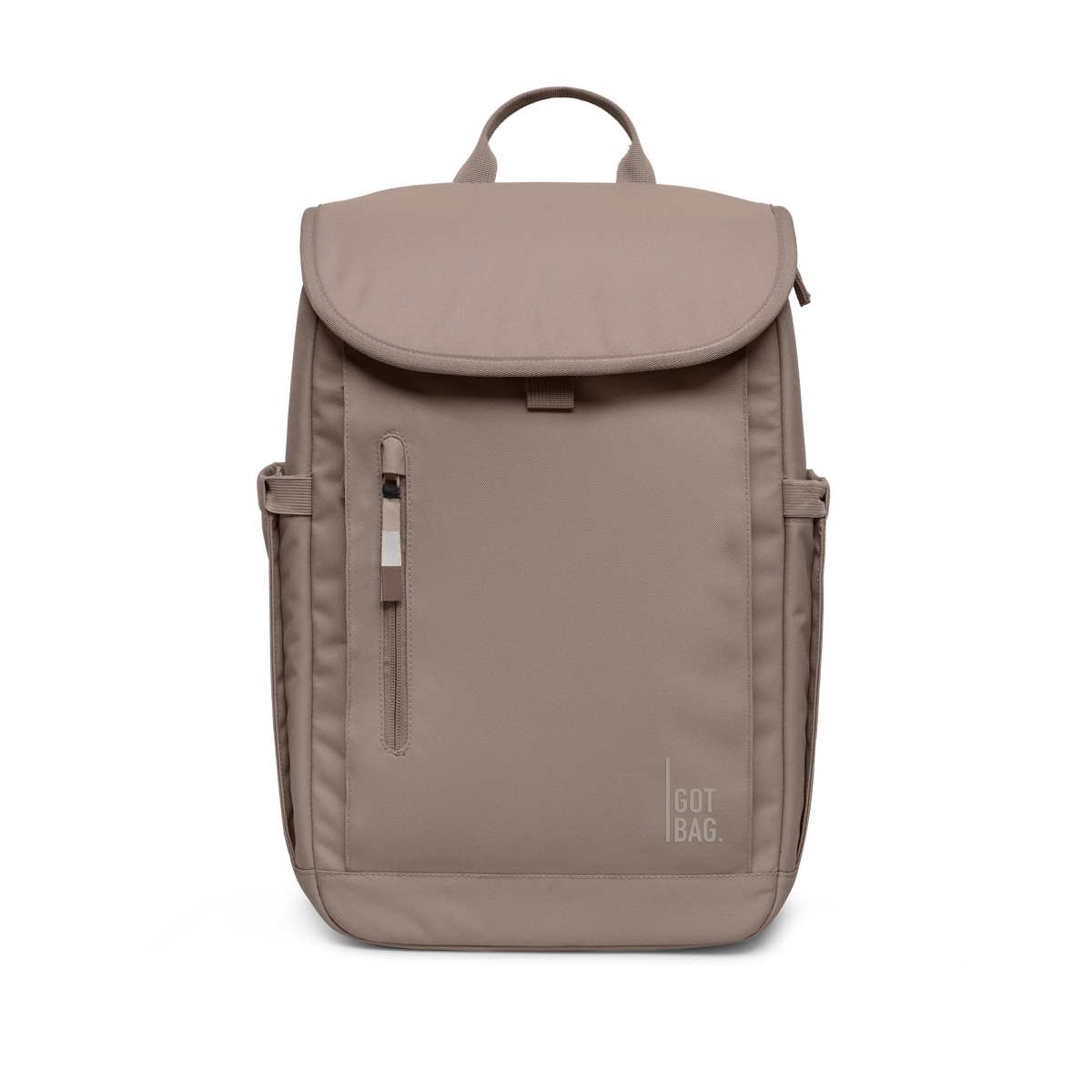SERENE PACK Rucksack in oyster (klassisches Taupe-Braun) als Studioaufnahme in Frontansicht.